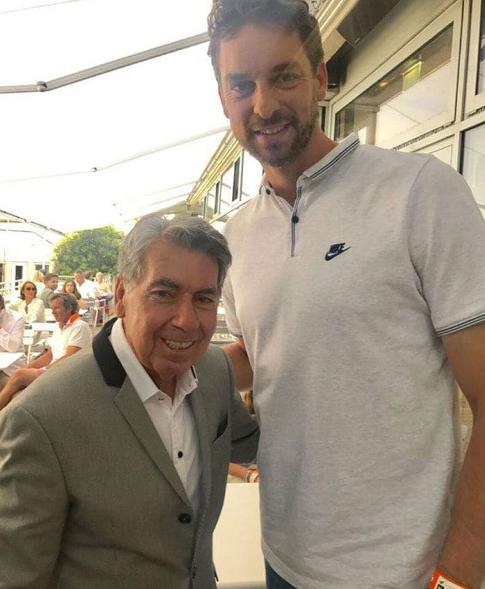 Manolo Santana y Pau Gasol