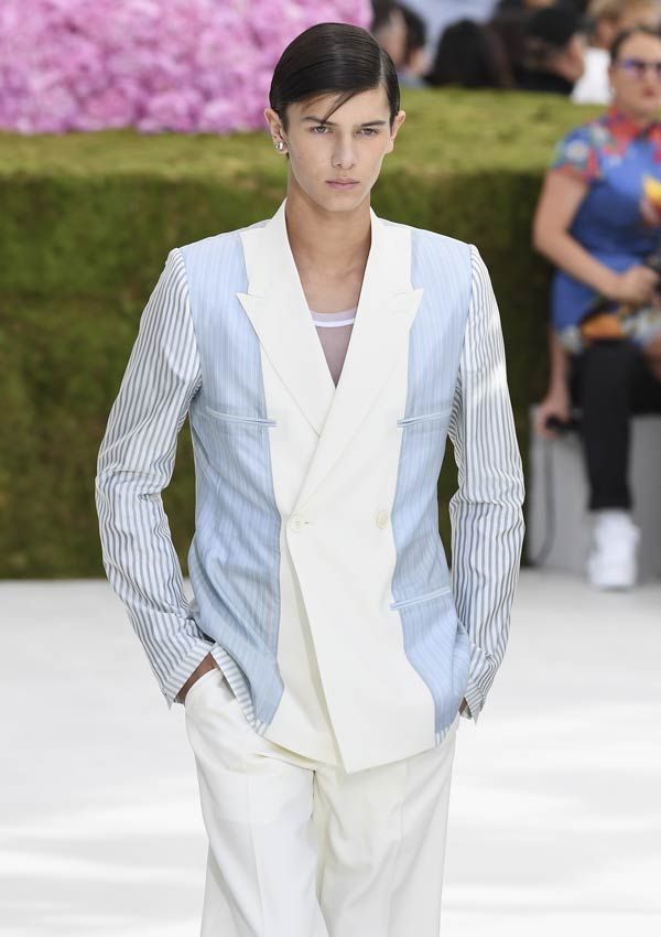 Nicolás de Dinamarca en el desfile de Dior Homme Menswear primavera verano 2019