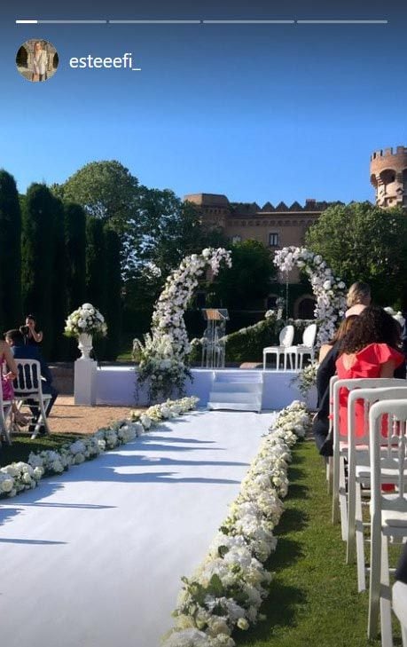 La pareja se dio el sí en el Castell de Sant Marçal, en Barcelona