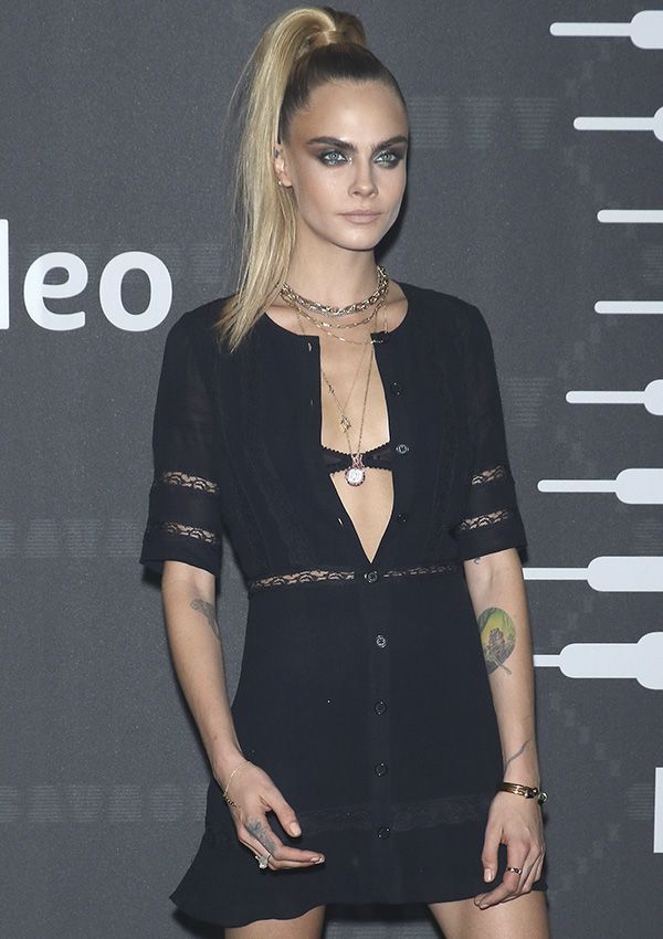 coleta moda cara delevingne