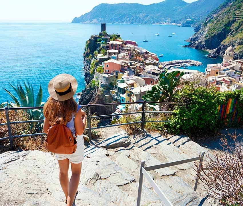 Sendero Azurro en a la altura de Vernazza, Cinque Terre, Italia