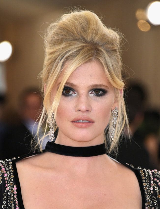 met_ball_lara_stone 