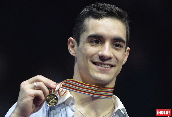 Javier Fernández, actual campeón del mundo de patinaje artístico sobre hielo, ha conseguido el 28 de enero su cuarto oro consecutivo en el campeonato europeo
