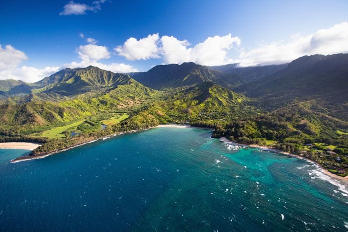El magnate tecnológico está construyendo un complejo secreto en Hawai