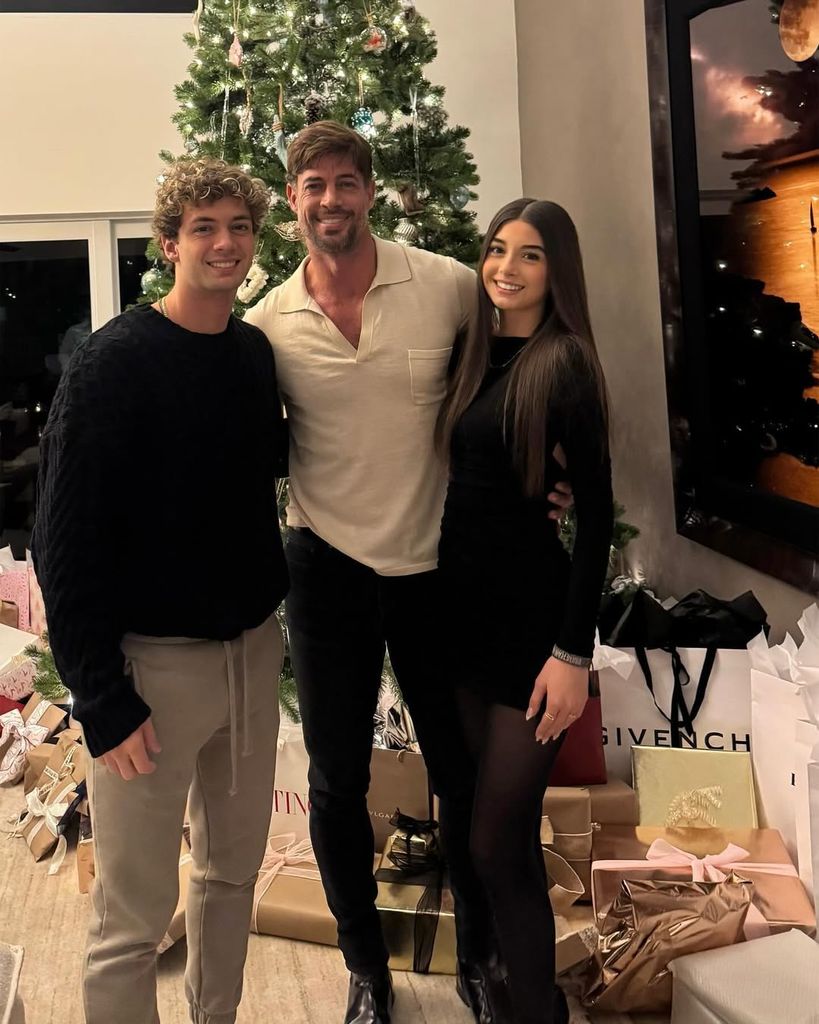 William Levy y sus hijos Christopher Alexander y Kailey