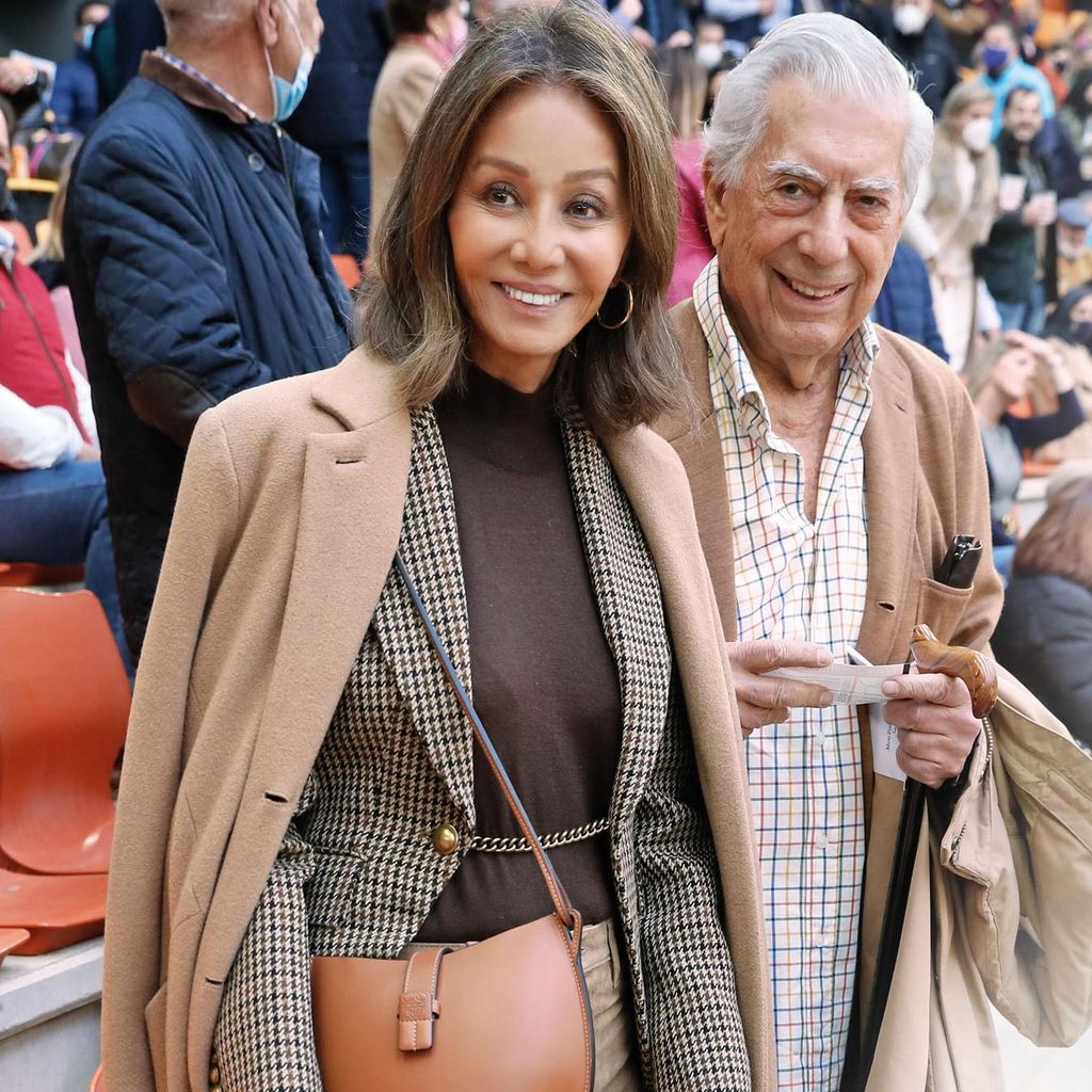 Isabel Preysler HOLA 4051