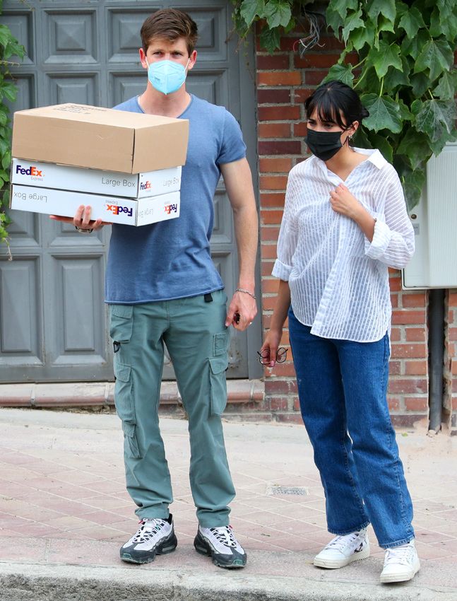 Aitana Ocaña y Miguel Bernardeau