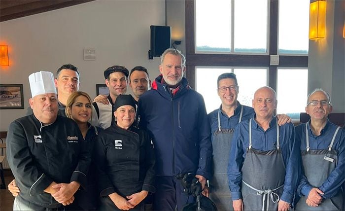 El rey Felipe en el restaurante La Alcazaba de Sierra Nevada