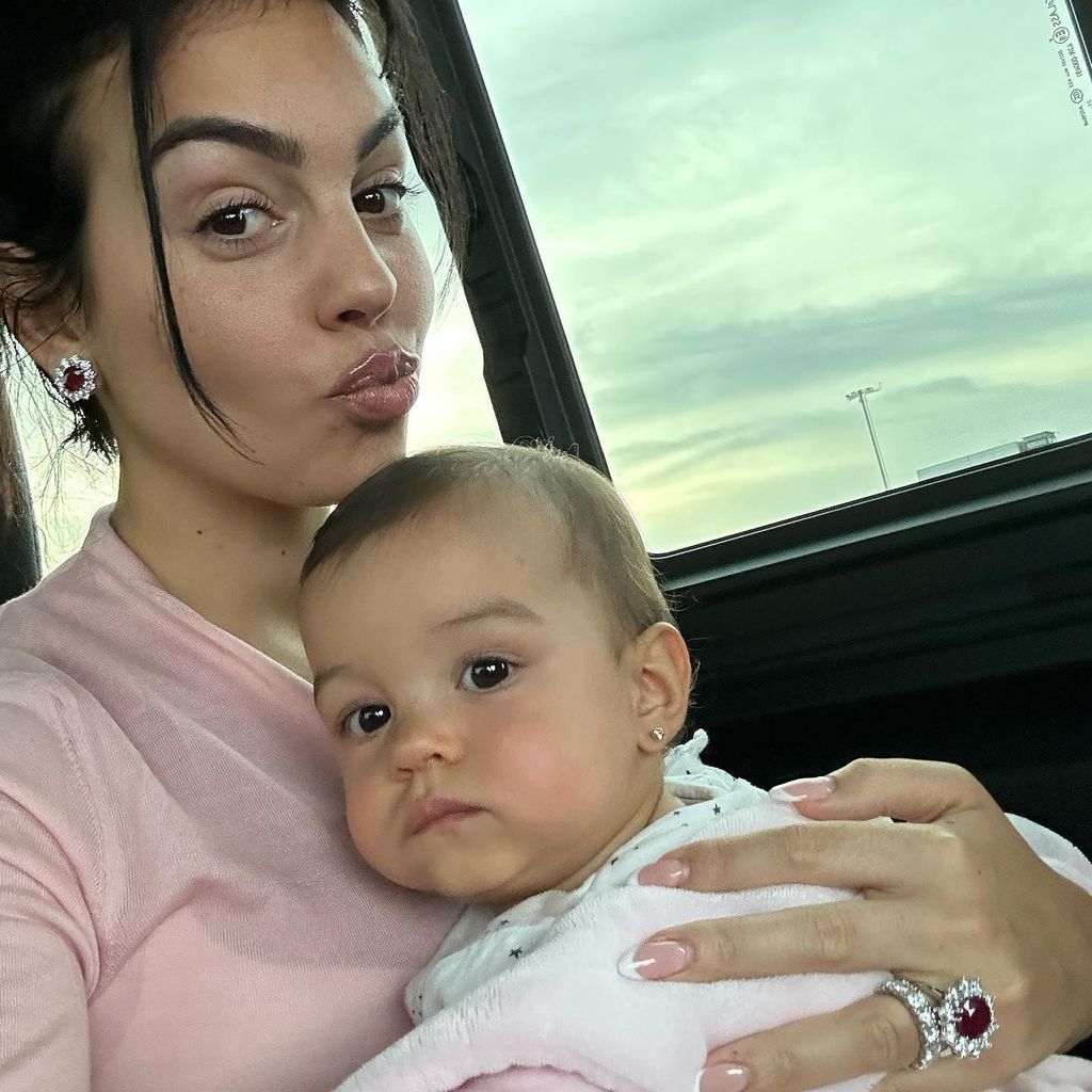 Georgina Rodríguez y su hija Bella Esmeralda