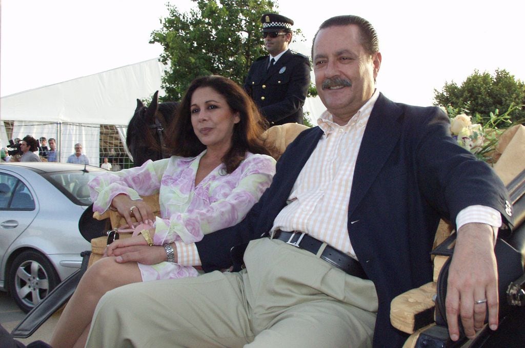 Isabel Pantoja y Julián Muñoz juntos en Marbella, 2003