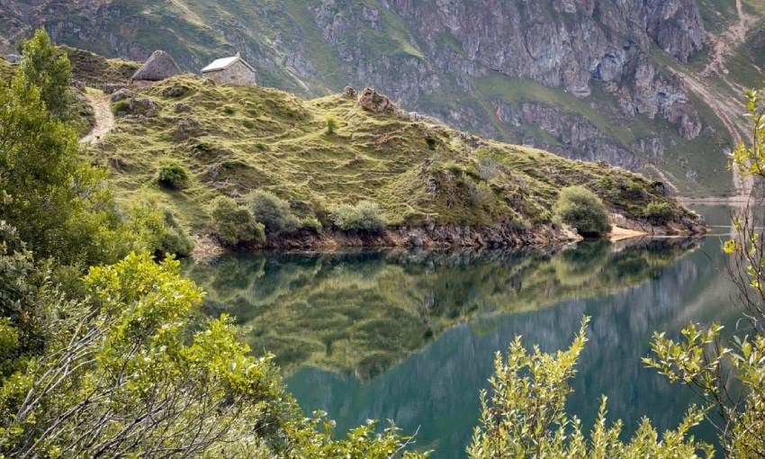 lago de somiedo