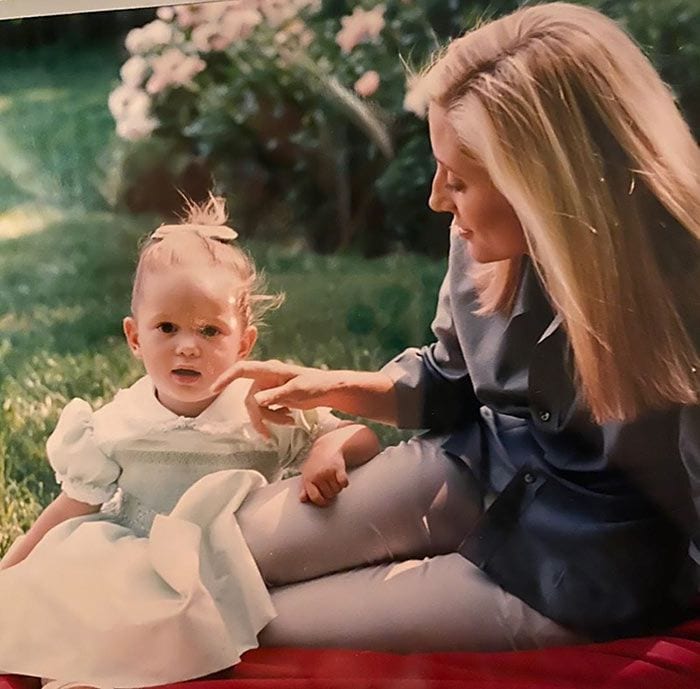 Marie-Chantal con su hija Olympia de pequeña