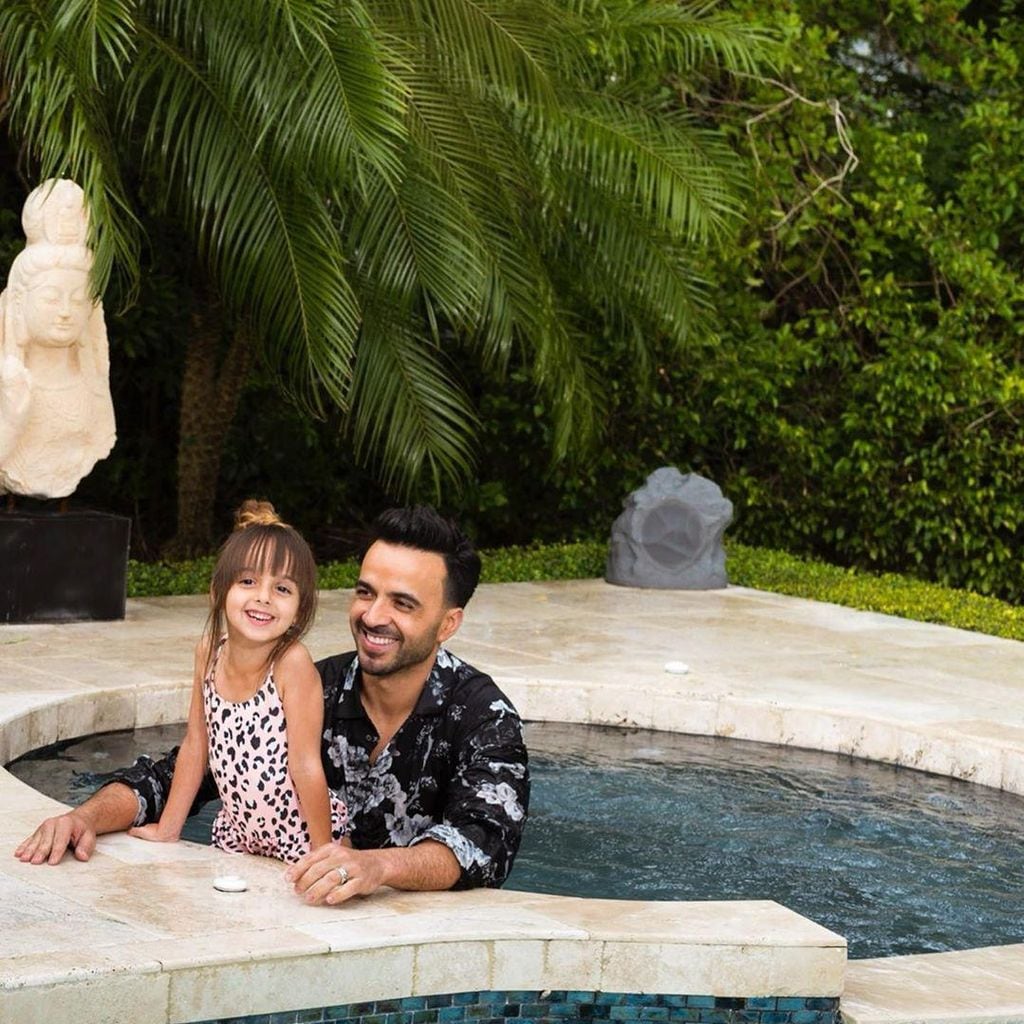 Luis Fonsi y su hija Mikaela