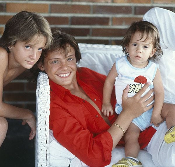 Luis MIguel y sus hermanos