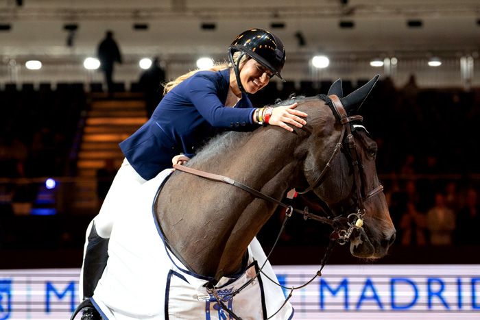 Carolina Villanueva a lomos de su caballo