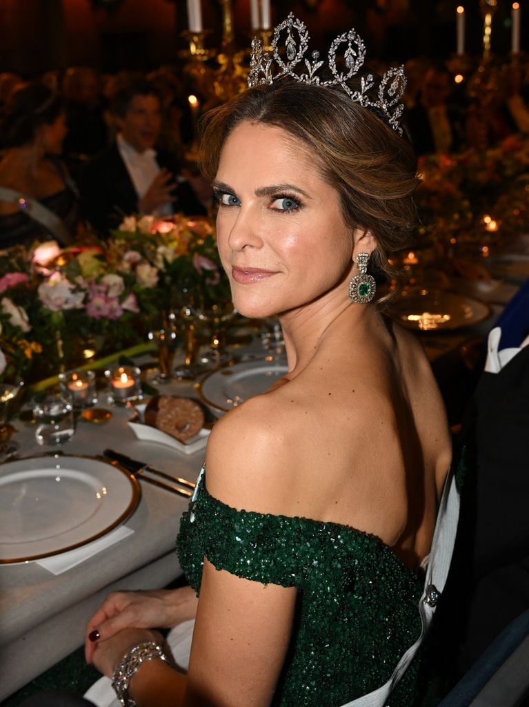 Magdalena de Suecia Premios Nobel vestido verde