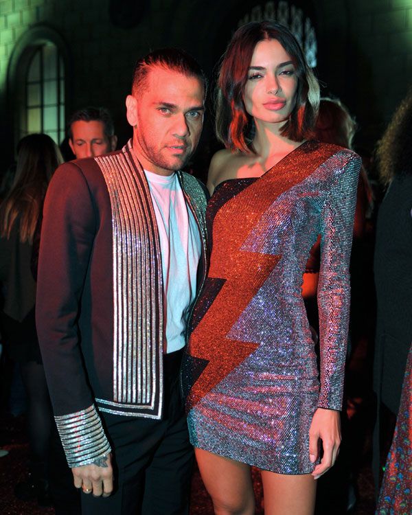 Dani Alves y Joana Sanz