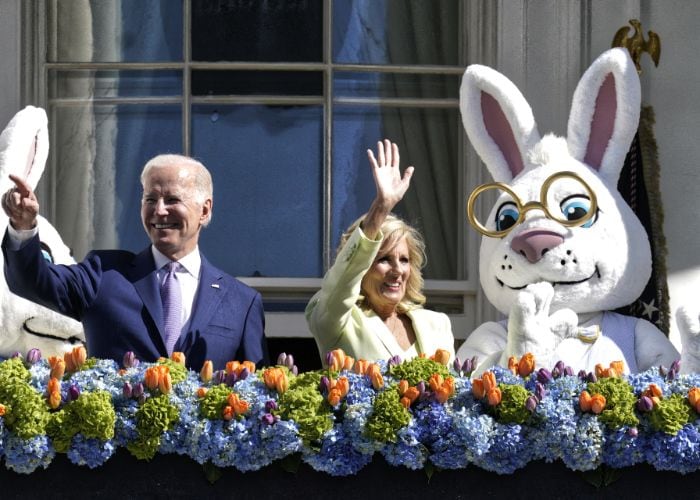 Joe Biden y Jill Biden celebrando la Pascua en la Casa Blanca