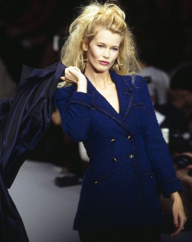 Claudia Schiffer Chanel