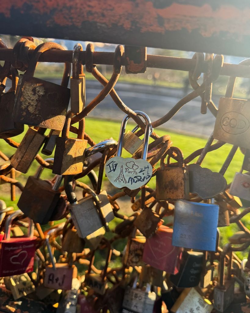 Galilea Montijo y su novio Isaac Moreno, orgullosos de su amor.