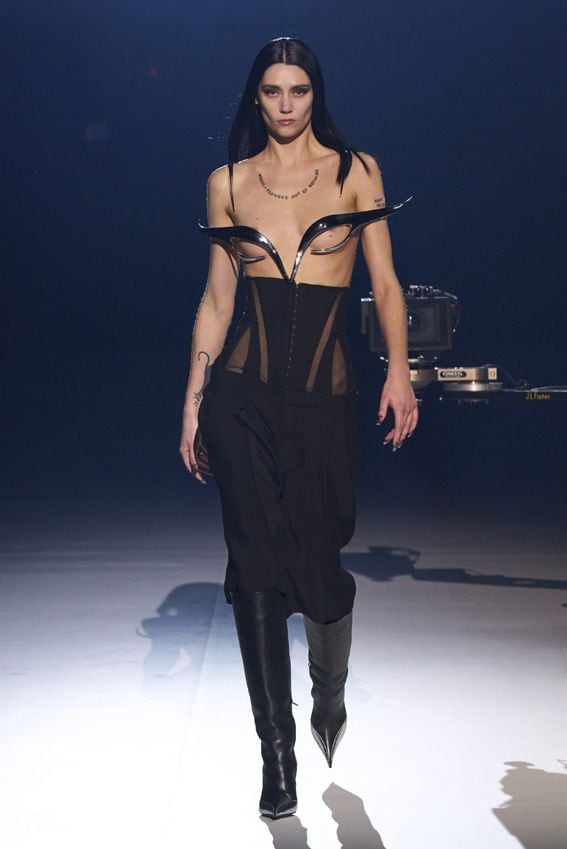 mugler003a