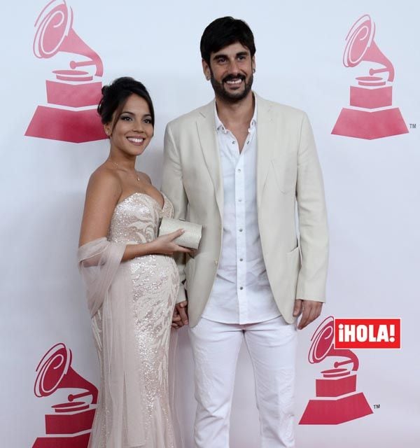 Julia ha confirmado con esta imagen su embarazo del que será el tercer hijo para el cantante Melendi
