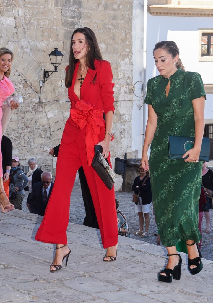 carla hinojosa en la boda de ana cristina portillo