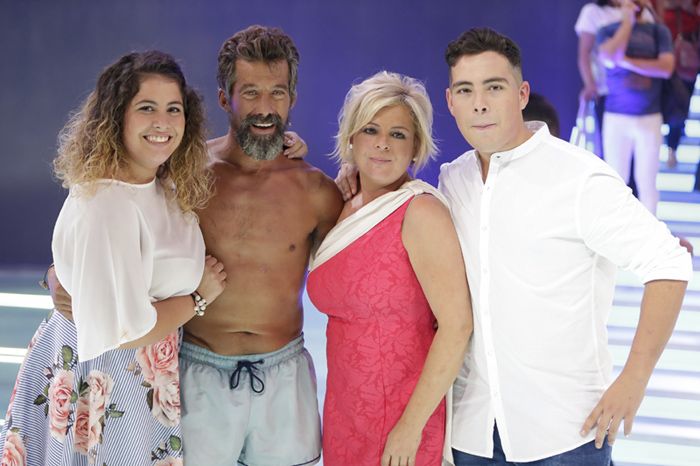 José Luis Losa con su mujer, Inma Simarro, y sus dos hijos