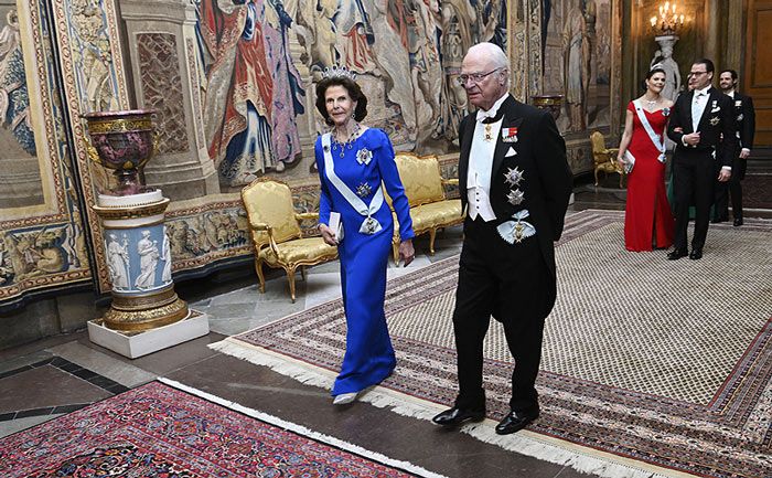 Familia Real de Suecia en la cena de representación