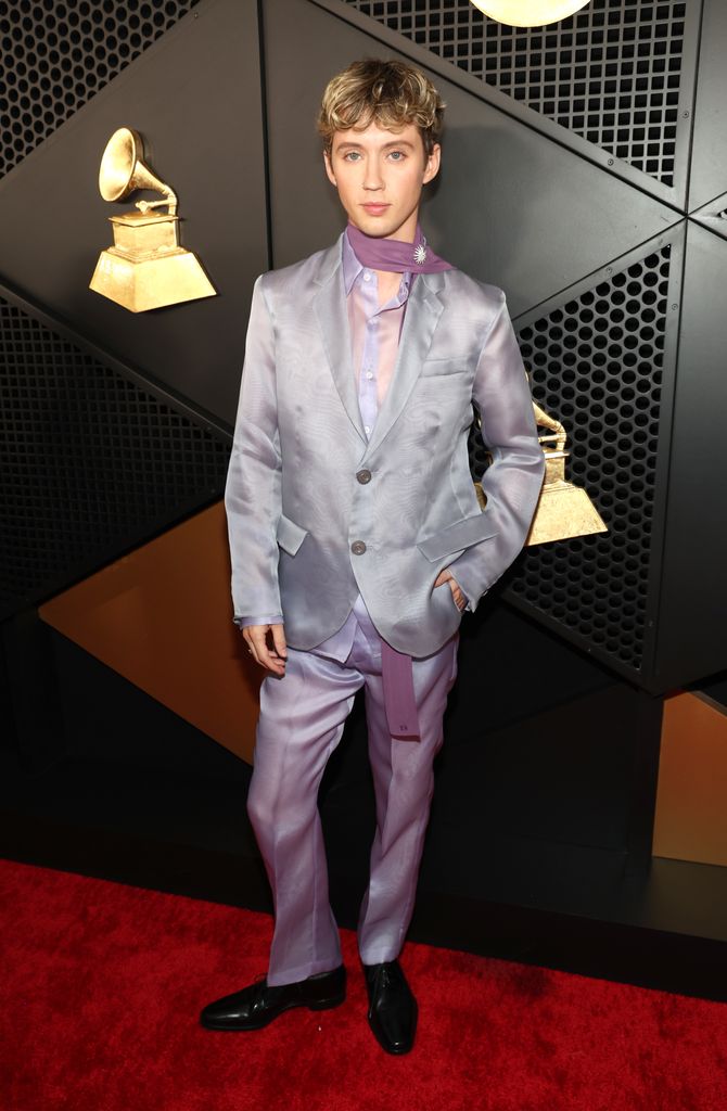 Los mejores looks en los Premios Grammy 2025