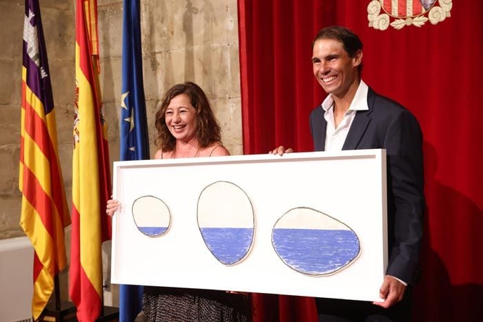 Rafa Nadal recibe un homenaje en Mallorca tras saberse que va a ser padre