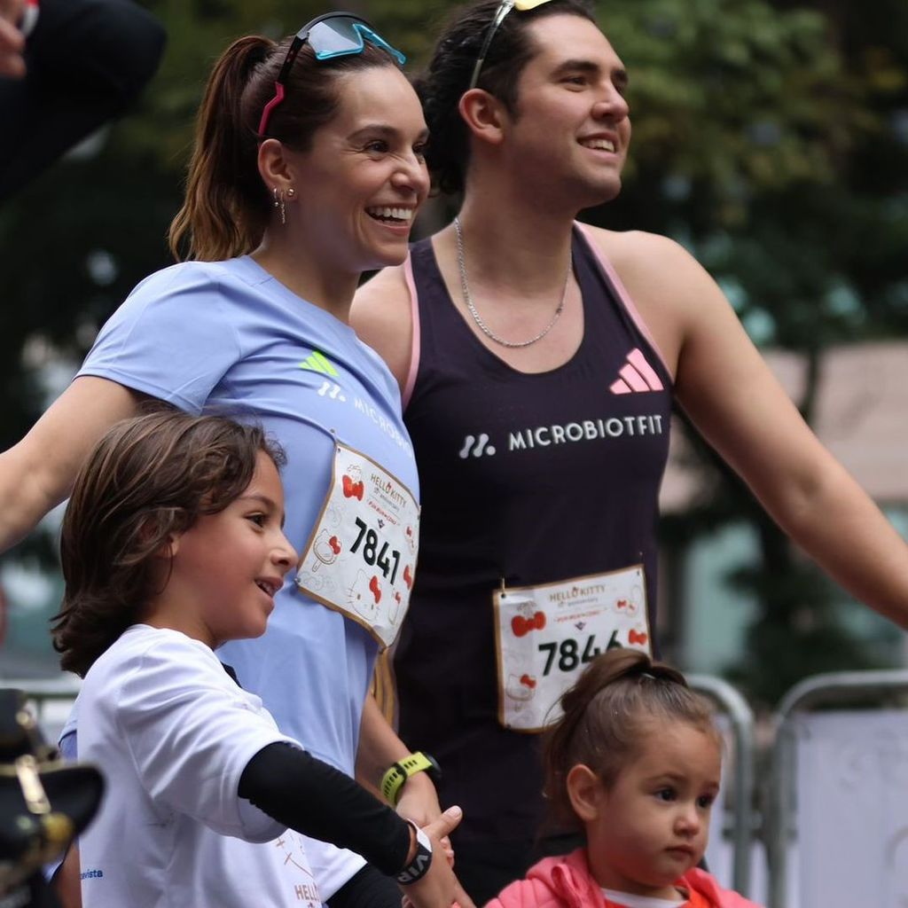 Por primera vez, Tania Rincón corrió junto a sus hijos Amelia y Patricio en una competencia.