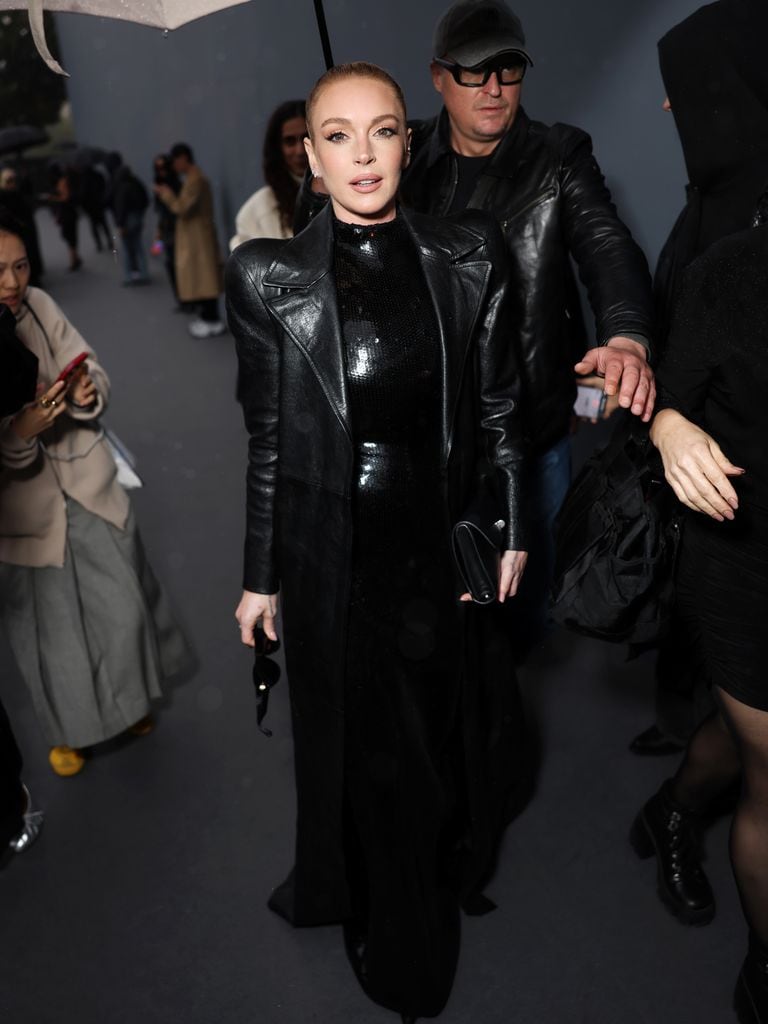 Lindsay Lohan en el desfile de Balenciaga en Paris Fashion Week