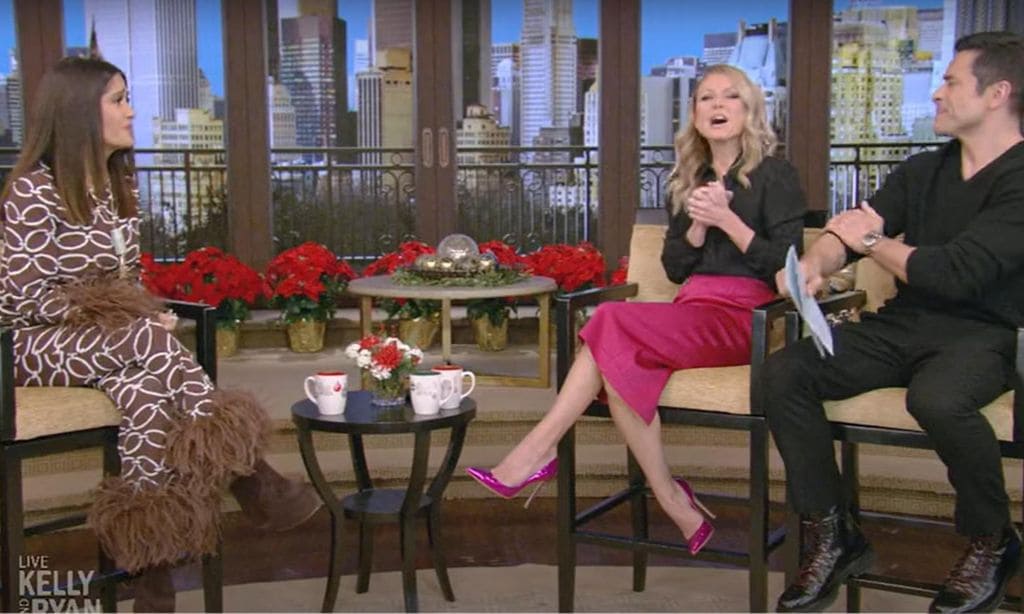 Salma Hayek en LIVE with Kelly and Ryan