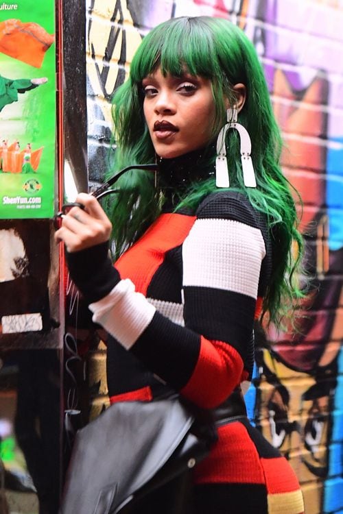 Rihanna y su color verde de pelo