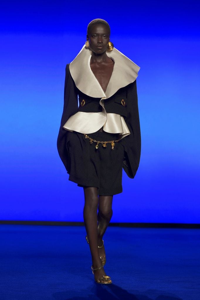 Paris Fashion Week: Schiaparelli Primavera/Verano 2025