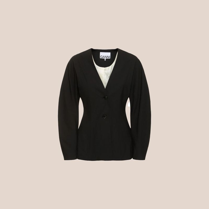 blazer negra silueta cocoon