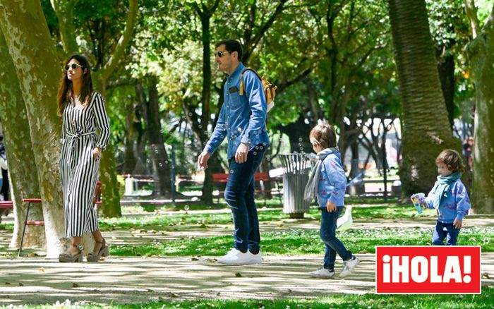 Sara Carbonero y su familia en Oporto