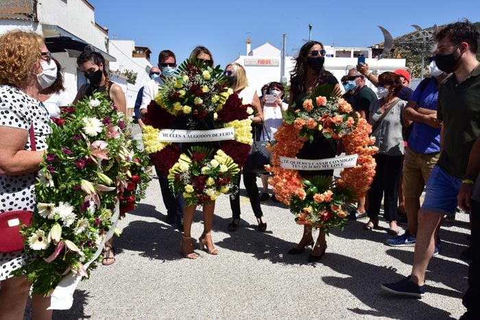 Paz Padilla y Anna Ferrer en el funeral del marido de Paz Padilla