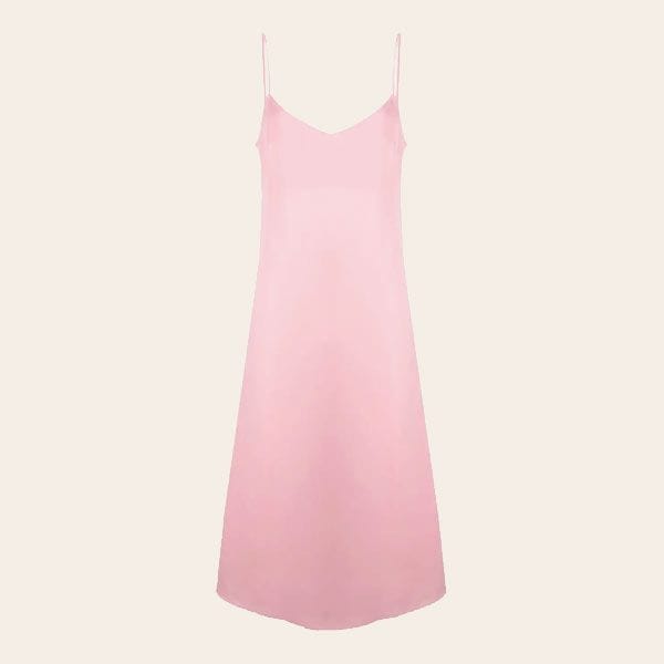 vestido satinado rosa