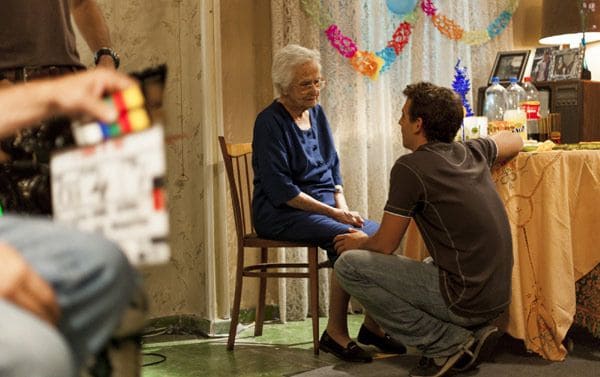 A sus 93 años Antonia Guzmán ha llegado a la gran pantalla del cine español para demostrar que a su edad también nacen estrellas © acambiodenada.es
