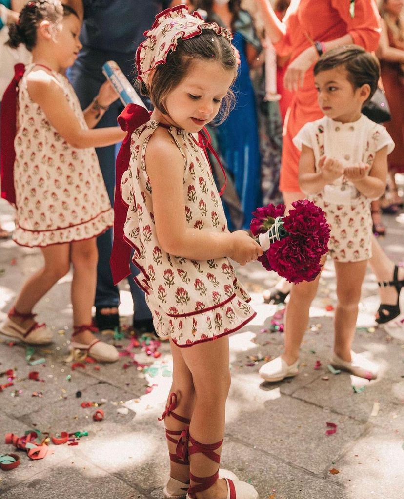 Niños de arras originales vestido estampado