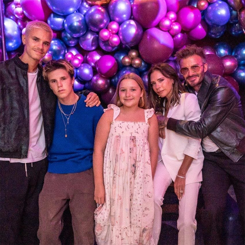 David y Victoria Beckham con sus hijos Romeo, Cruz y Harper