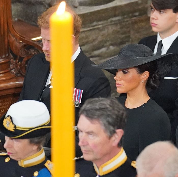 Meghan Markle rompe a llorar en el funeral de la reina Isabel