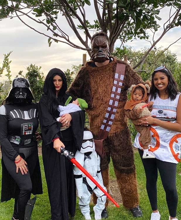 Pau Gasol con la familia Bryant 