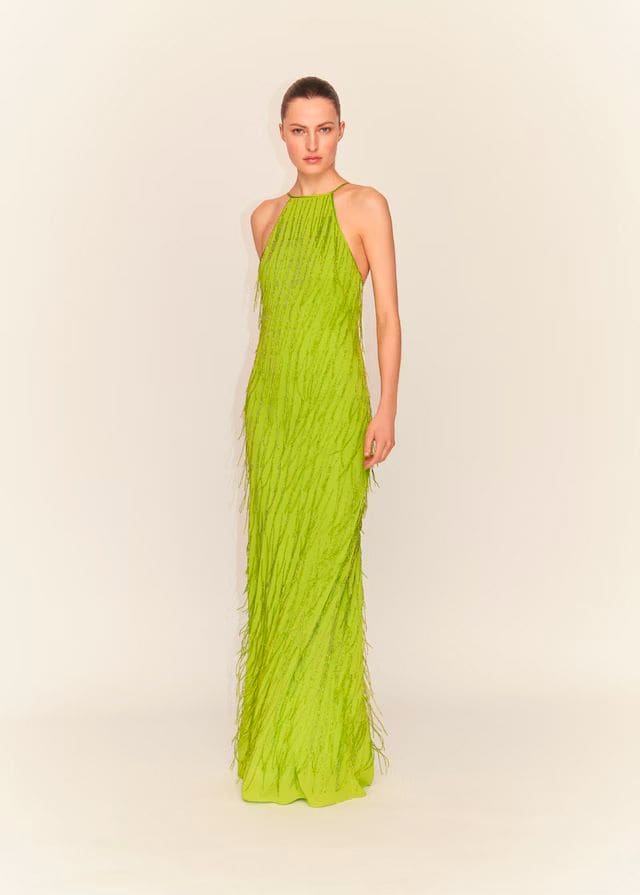 Vestido de invitada Mango verde con flecos