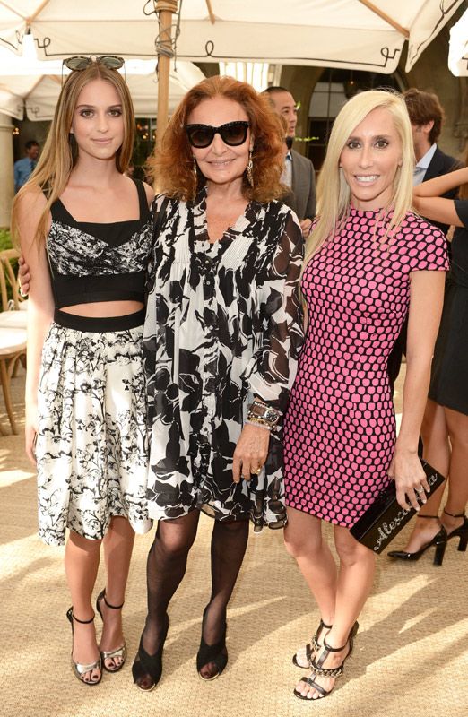 Talita Von Furstenberg, junto a su abuela y a su madre, en un evento de moda en octubre del año pasado 