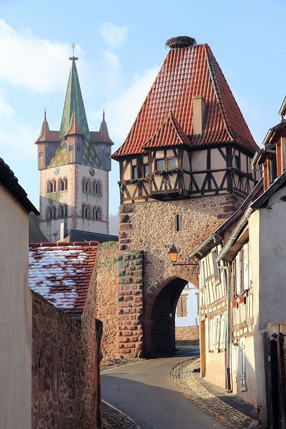 francia-alsacia-Eguisheim-murallas