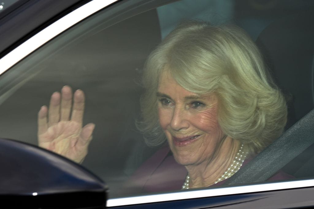 Reina Camilla en la comida de Navidad de 2024 en Buckingham 