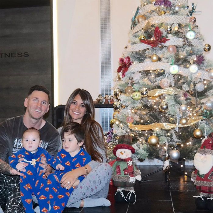 El posado navideño de Leo Messi y su familia